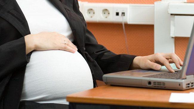 pregnant-woman-working